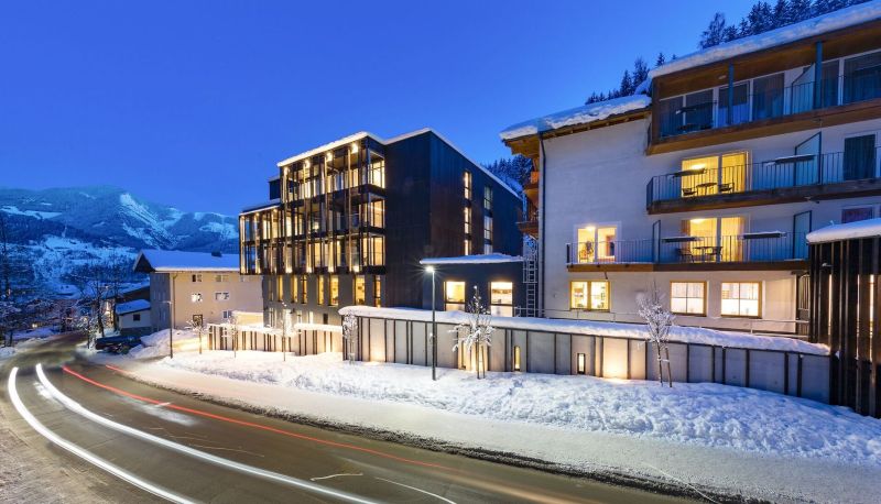 Hotel Waldhof 4*