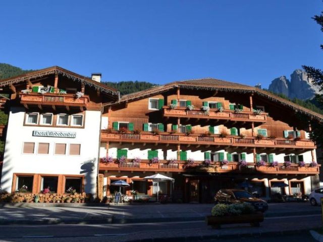 Hotel Rododendro