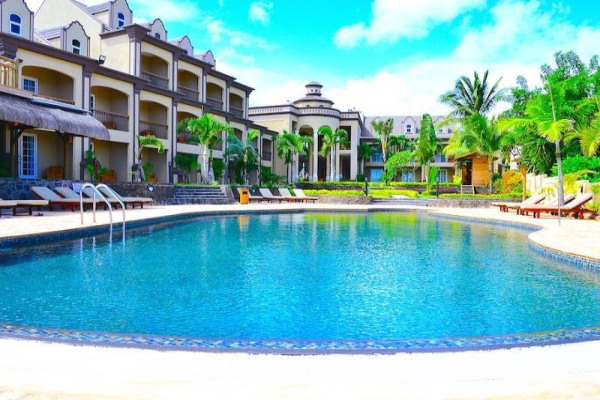 Sunset Reef Resort & Spa