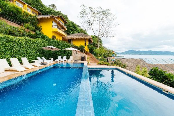 Buceo Anilao Beach & Dive Resort