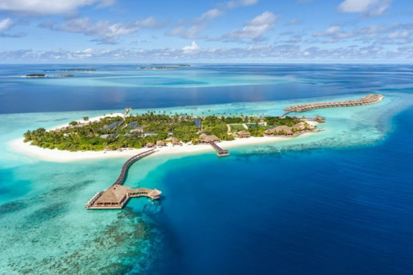 Hurawalhi Island Resort