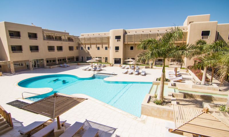 The Breakers Diving & Surfing Lodge Somabay